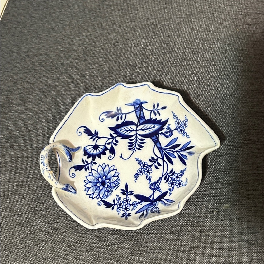Meissen White and Blue Ceramic Dish